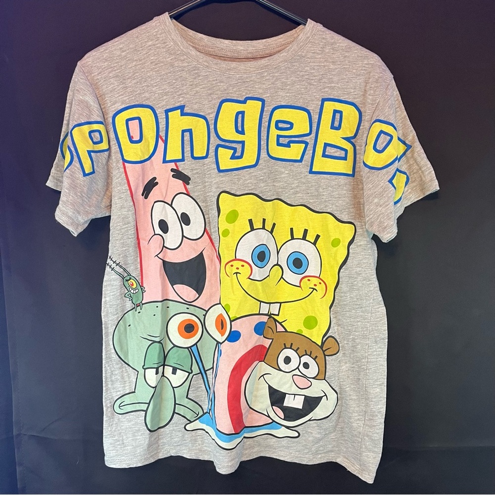 SpongeBob SquarePants T-shirt. Size small. EUC